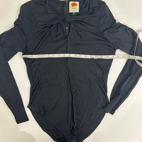 FARM Rio Black Cutout Long Sleeve Bodysuit NWOT Large - Picture 8 of 15